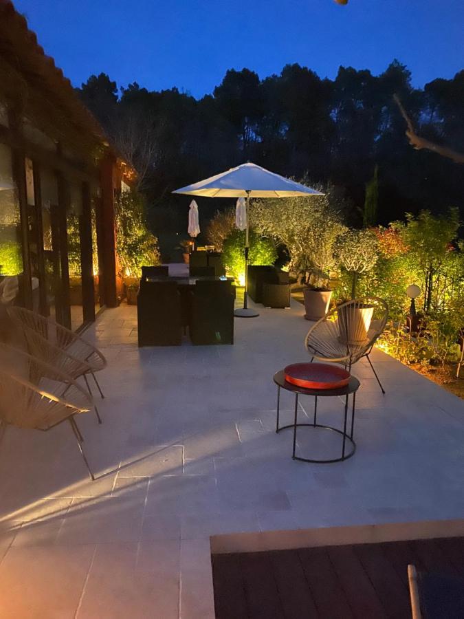 Villa Des Roses Roussillon en Isere Zewnętrze zdjęcie