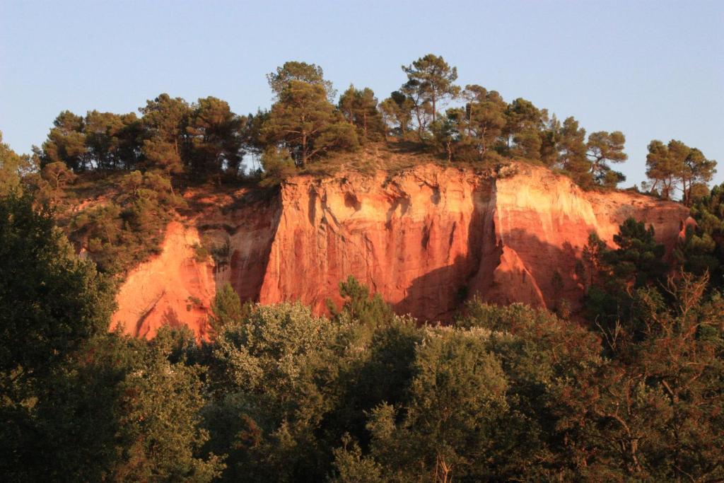 Villa Des Roses Roussillon en Isere Zewnętrze zdjęcie